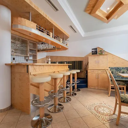 Garni St Martin - Silvretta Card Premium Betrieb בית הארחה גלטור