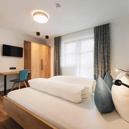 Konukevi Garni St Martin - Silvretta Card Premium Betrieb Galtür