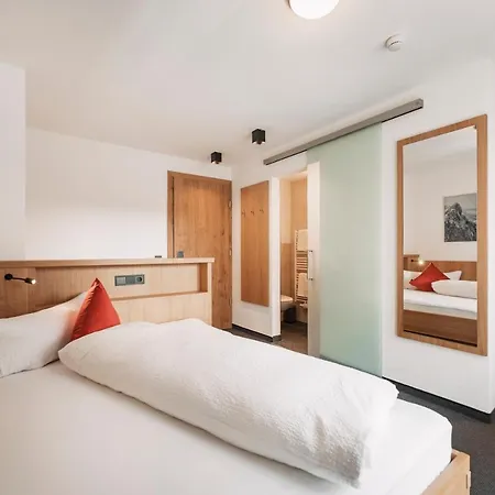 Gasthof Garni St Martin - Silvretta Card Premium Betrieb Galtür