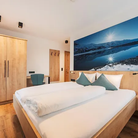 Guest house Garni St Martin - Silvretta Card Premium Betrieb 3*